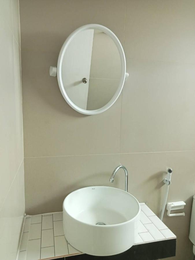 Roomquest Bangkok Sukhumvit 50 외부 사진
